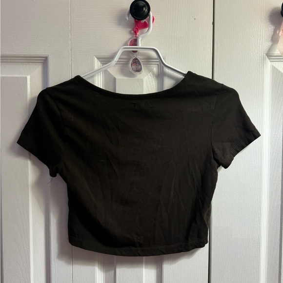 brown tee - Picture 2 of 2